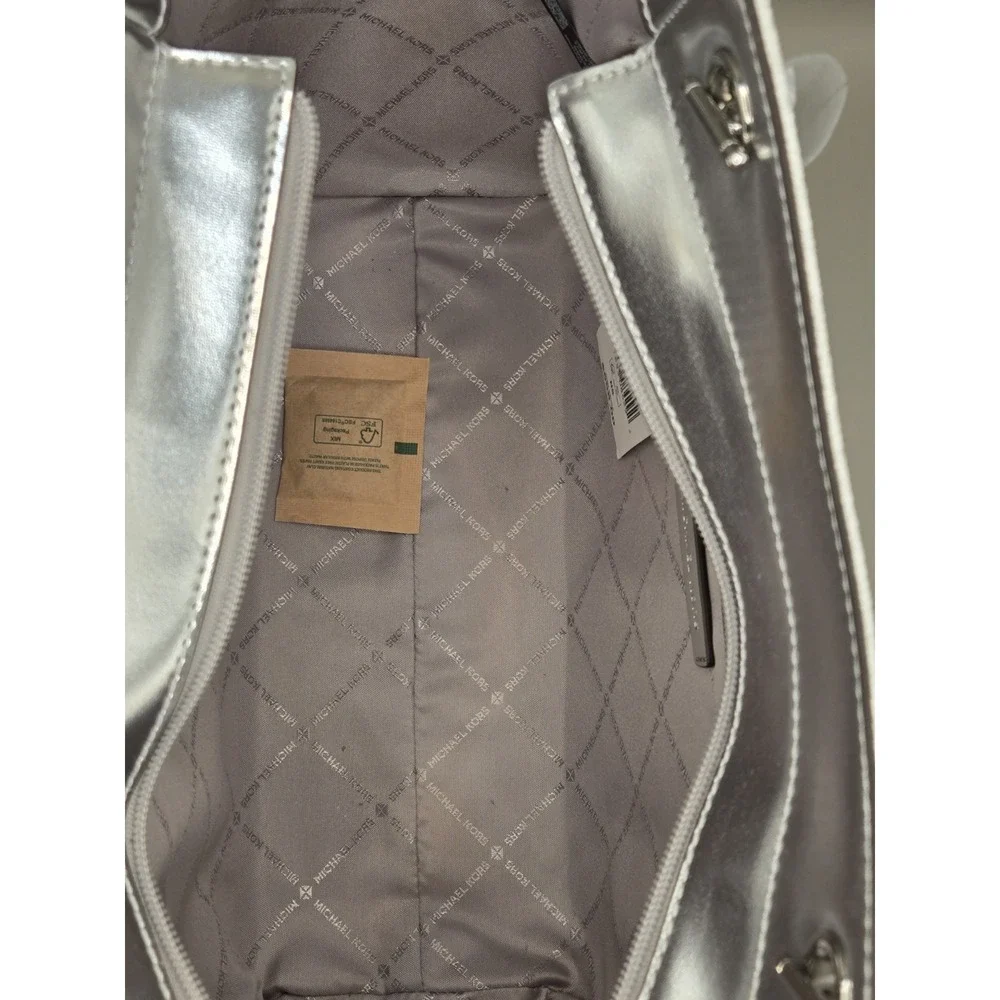 NWT Michael Kors Jet Set Travel Large Chain Shoulder Tote Silver MK Signature